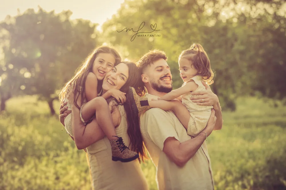 Foto famiglia PARCO ROMA MARA FANTINI Foto famiglia al parco Roma — servizio fotografico all'aperto Mara Fantini